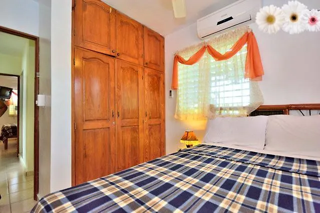 Río San Juan Aparta Hotel Las Flores 0*, Río San Juan جمهورية الدومينيكان
