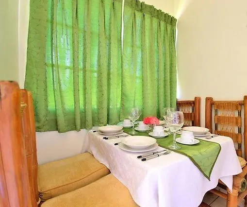 Río San Juan Aparta Hotel Las Flores